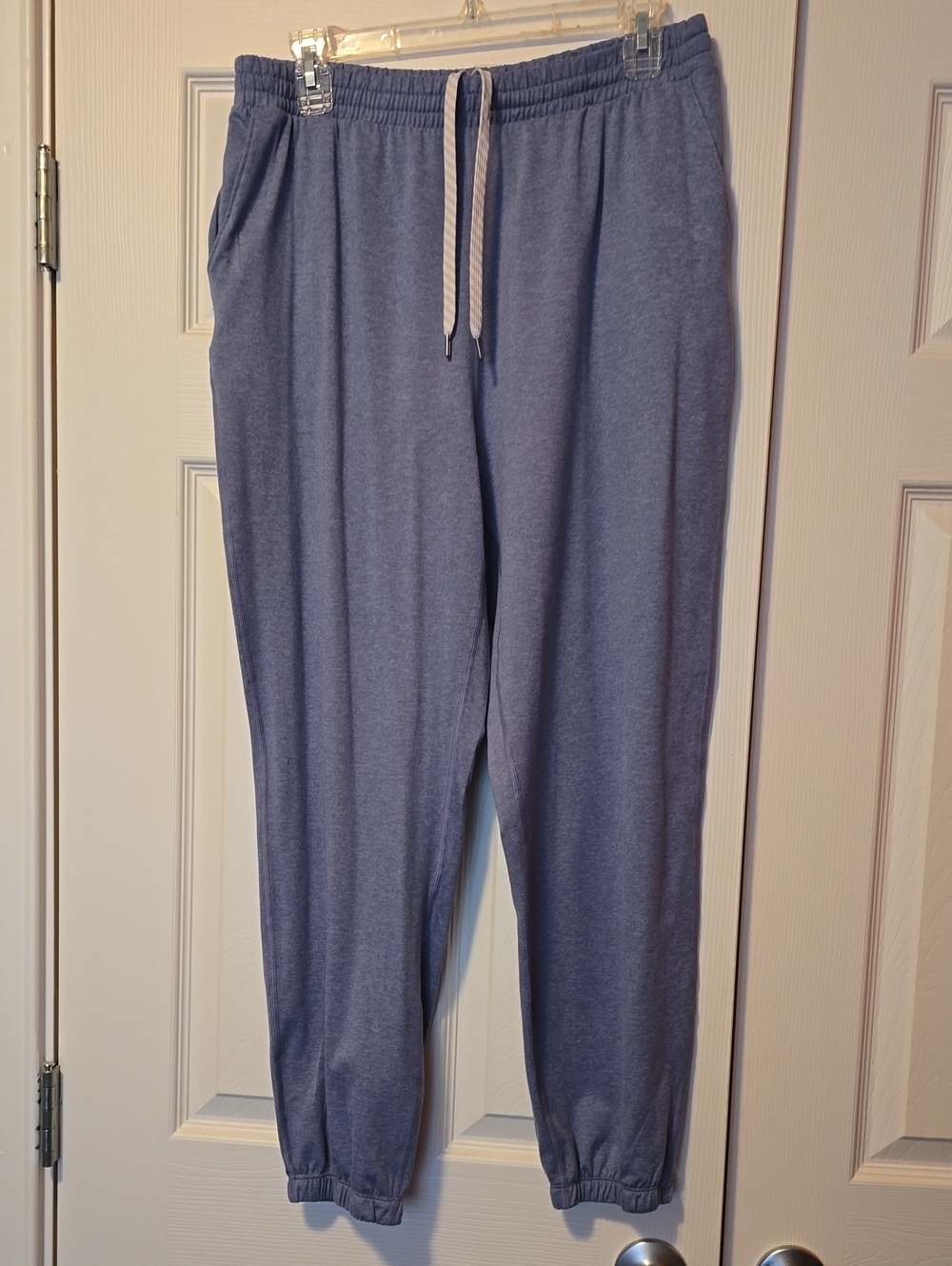 Vuori Women's Size Large Slate Blue Drawstring Jogger Sweatpants